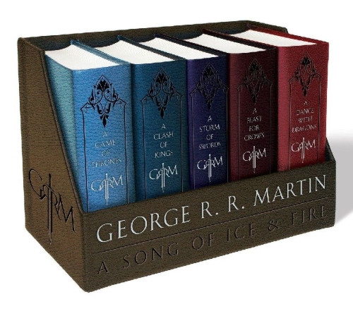 Buchcover und Innenansicht für das Buch: George R. R. Martin's A Game of Thrones Leather-Cloth Boxed Set (Song of Ice and Fire Series)