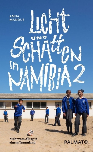 Buchcover und Innenansicht für das Buch: Licht und Schatten in Namibia 2