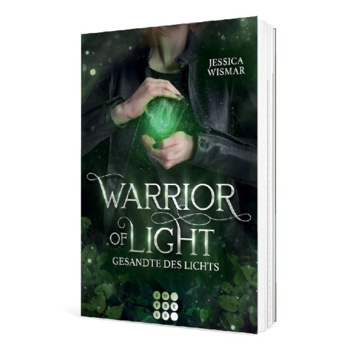 Buchcover und Innenansicht für das Buch: Warrior of Light 1: Gesandte des Lichts