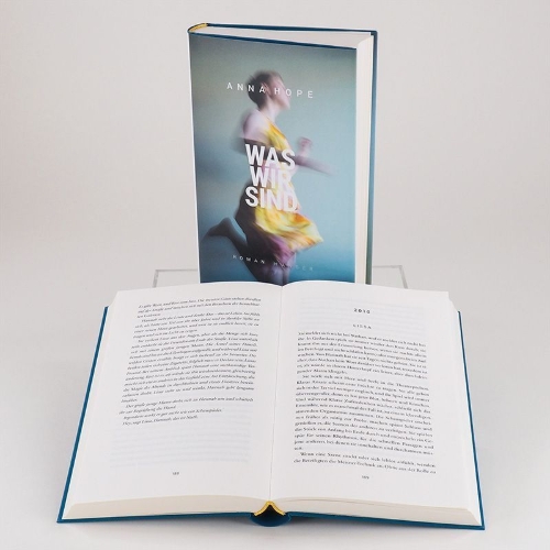 Buchcover und Innenansicht für das Buch: Expectation