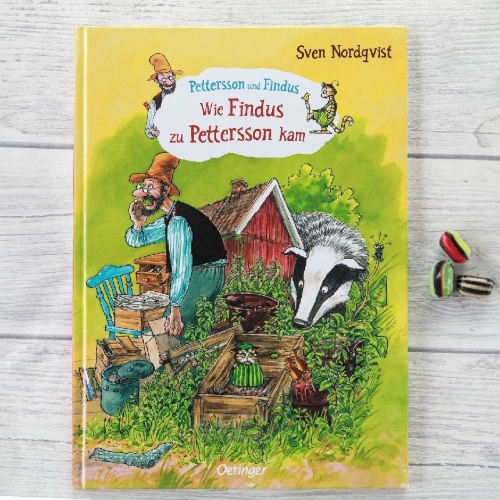 Buchcover und Innenansicht für das Buch: När Findus var liten och försvann
