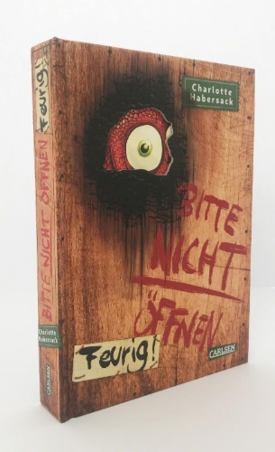Buchcover und Innenansicht für das Buch: Bitte nicht öffnen 4: Feurig!