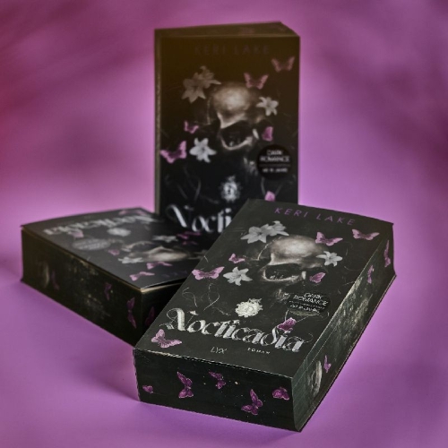 Buchcover und Innenansicht für das Buch: Nocticadia