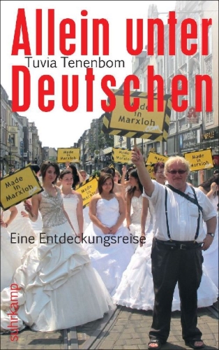 Buchcover und Innenansicht für das Buch: I Sleep in Hitler's Room