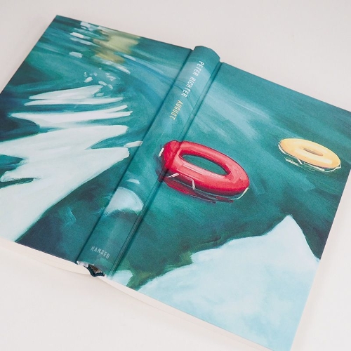 Buchcover und Innenansicht für das Buch: August