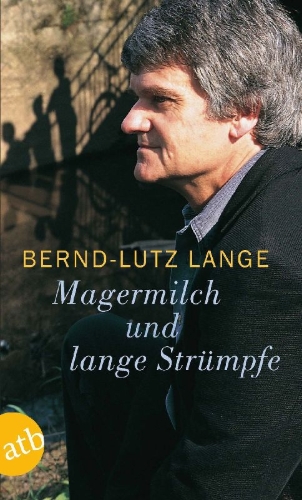 Buchcover und Innenansicht für das Buch: Magermilch und lange Strümpfe