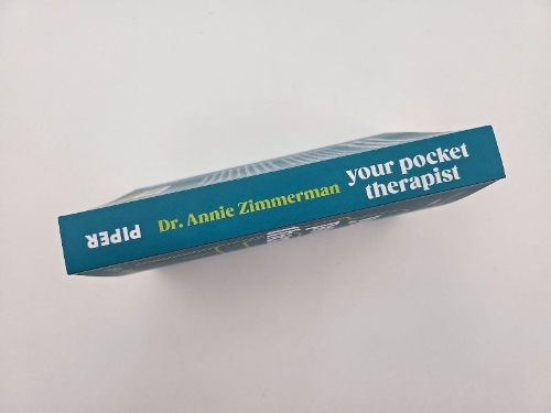 Buchcover und Innenansicht für das Buch: Your Pocket Therapist