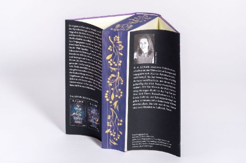 Buchcover und Innenansicht für das Buch: The Robin on the Oak Throne - The Oak & Holly Cycle 2