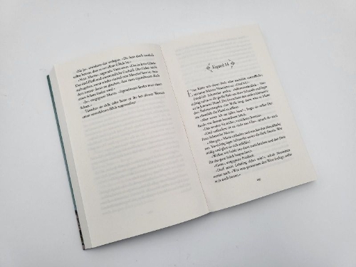 Buchcover und Innenansicht für das Buch: Das Haus der Perlen - Schimmern der Hoffnung