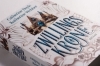 Buchcover und Innenansicht für das Buch: Twin Crowns Book 1