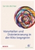 Buchcover und Innenansicht für das Buch: Vorurteilen und Diskriminierung in der Kita begegnen