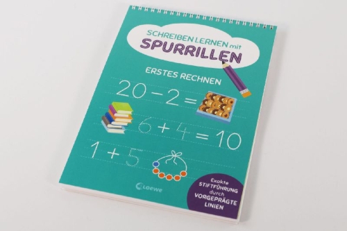 Buchcover und Innenansicht für das Buch: Schreiben lernen mit Spurrillen - Erstes Rechnen