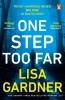 Buchcover und Innenansicht für das Buch: One Step Too Far