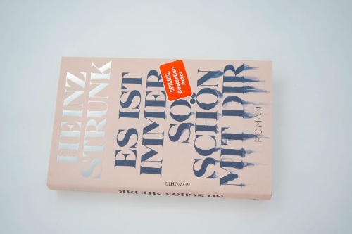 Buchcover und Innenansicht für das Buch: Es ist immer so schön mit dir
