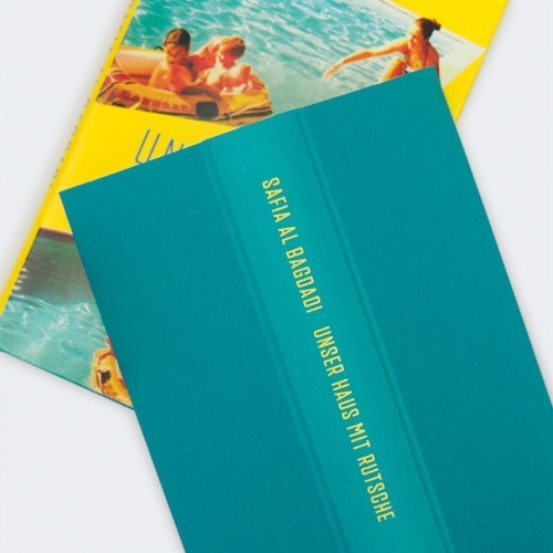 Buchcover und Innenansicht für das Buch: Unser Haus mit Rutsche