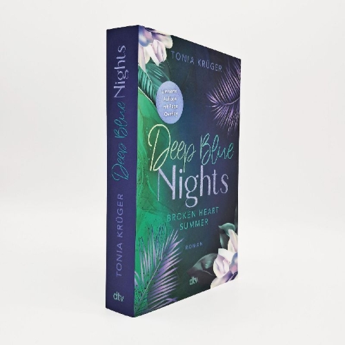 Buchcover und Innenansicht für das Buch: Deep Blue Nights- Broken Heart Summer