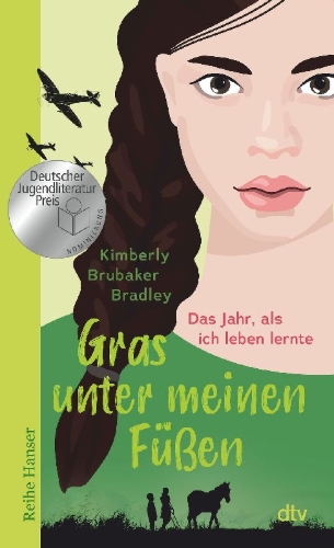 Buchcover und Innenansicht für das Buch: The War That Saved My Life