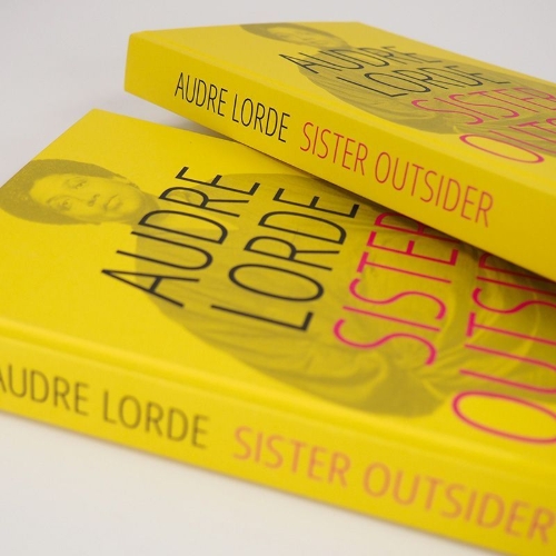 Buchcover und Innenansicht für das Buch: Sister Outsider