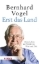 Buchcover und Innenansicht für das Buch: Erst das Land