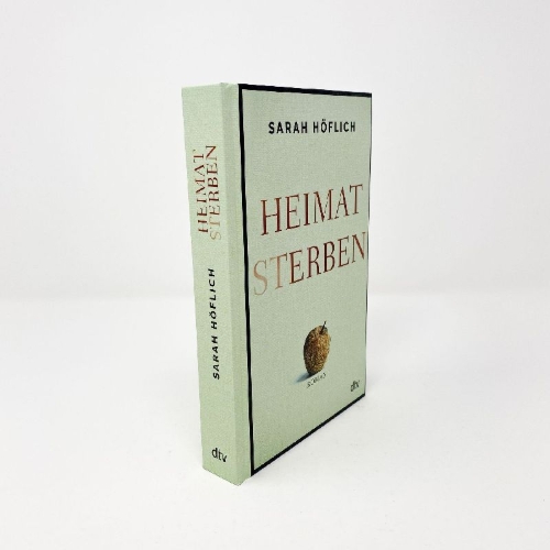 Buchcover und Innenansicht für das Buch: Heimatsterben