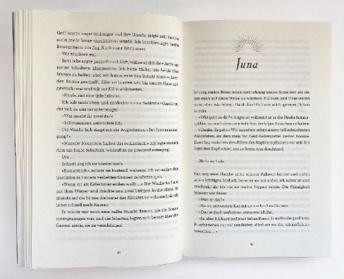 Buchcover und Innenansicht für das Buch: Aurora - Das Flüstern der Schatten