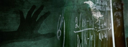Buchcover und Innenansicht für das Buch: Escape Room. Der Schatten des Raben