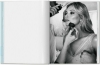 Buchcover und Innenansicht für das Buch: Mario Testino. I Love You. A celebration of weddings