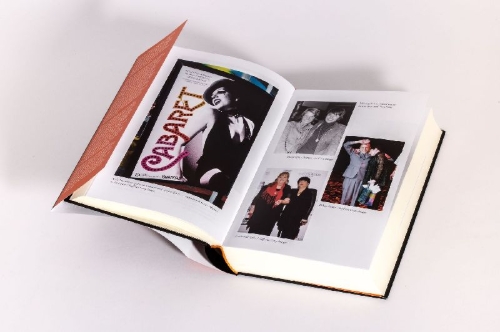 Buchcover und Innenansicht für das Buch: Kids, Wait Till You Hear This - My Memoir