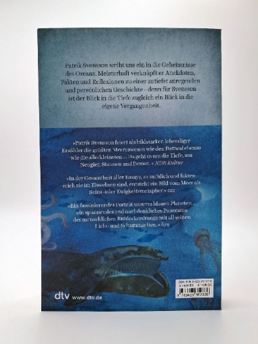 Buchcover und Innenansicht für das Buch: Die Chronistin der Meere