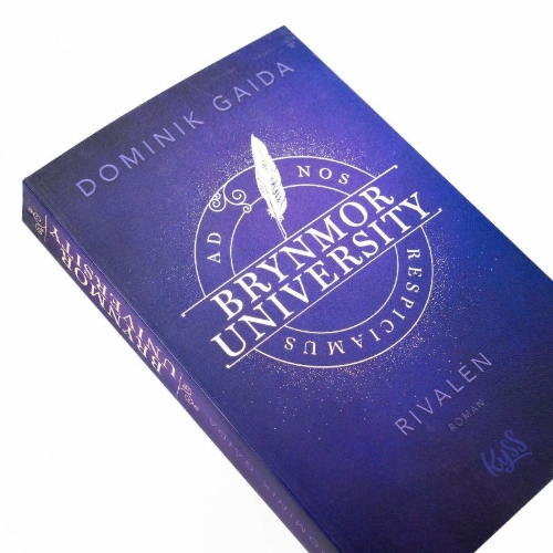 Buchcover und Innenansicht für das Buch: Brynmor University - Rivalen