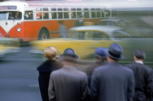 Buchcover und Innenansicht für das Buch: Ernst Haas: New York in Color, 1952-1962