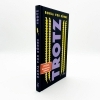 Buchcover und Innenansicht für das Buch: TROTZ