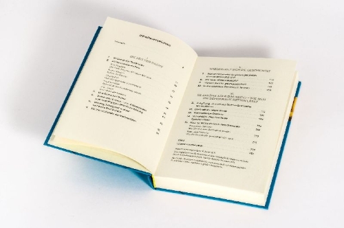 Buchcover und Innenansicht für das Buch: Mit Gott gegen die Demokratie