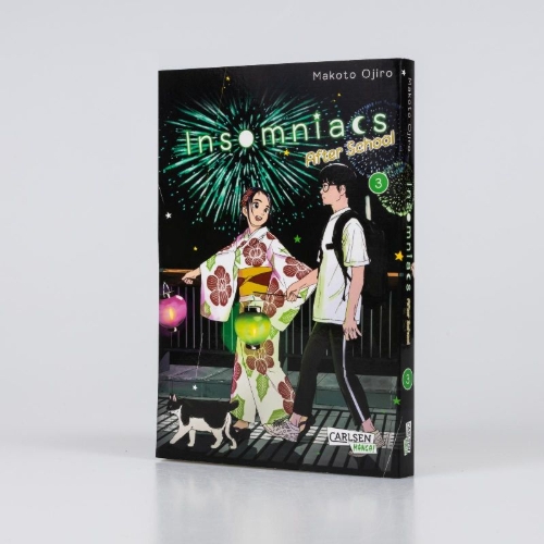 Buchcover und Innenansicht für das Buch: Kimi wa Houkago Insomnia