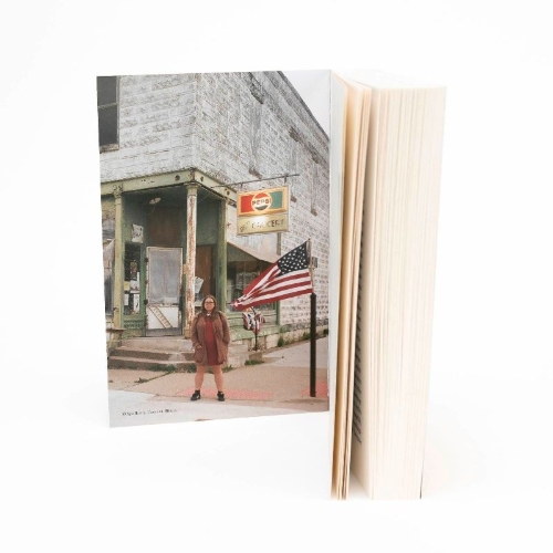 Buchcover und Innenansicht für das Buch: Iowa