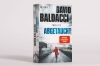 Buchcover und Innenansicht für das Buch: A Minute To Midnight (Atlee Pine 2)