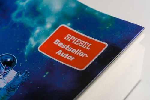 Buchcover und Innenansicht für das Buch: The Project Hail Mary