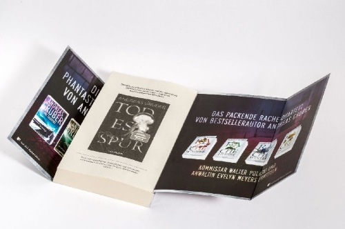 Buchcover und Innenansicht für das Buch: Dinner in the Dark
