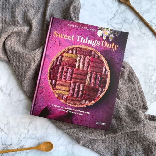 Buchcover und Innenansicht für das Buch: Sweet Things Only