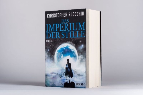 Buchcover und Innenansicht für das Buch: Empire of Silence - The Sun-Eater Book 1