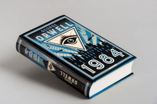 Buchcover und Innenansicht für das Buch: 1984