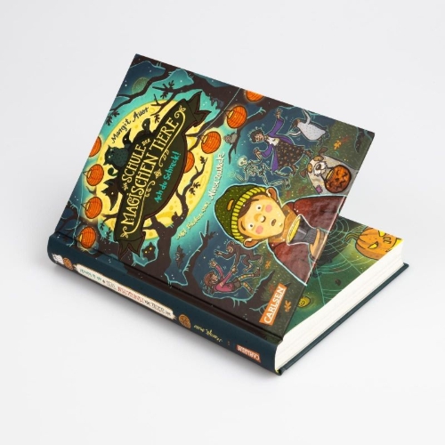 Buchcover und Innenansicht für das Buch: Die Schule der magischen Tiere 14: Ach du Schreck!