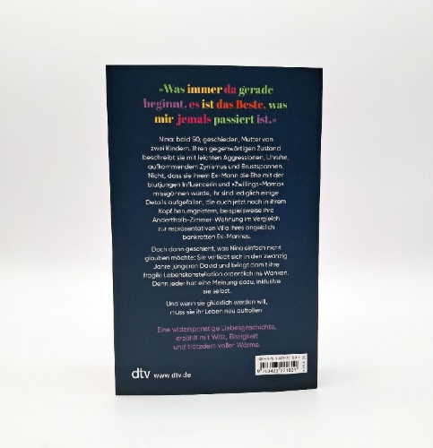 Buchcover und Innenansicht für das Buch: Zwei vernünftige Erwachsene, die sich mal nackt gesehen haben