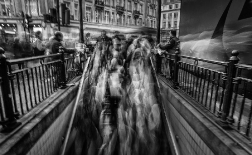 Buchcover und Innenansicht für das Buch: London in Frames