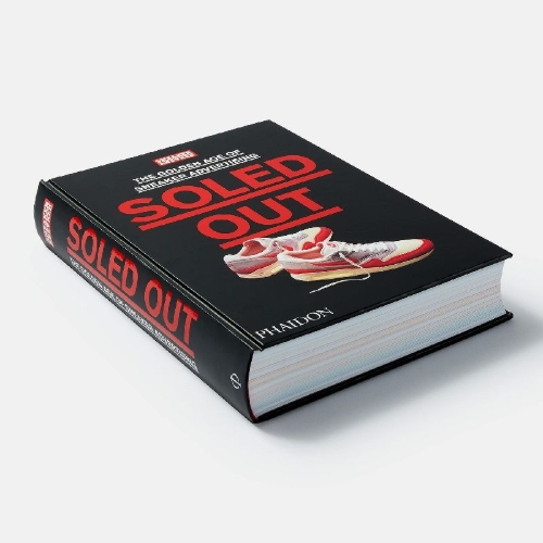 Buchcover und Innenansicht für das Buch: Soled Out