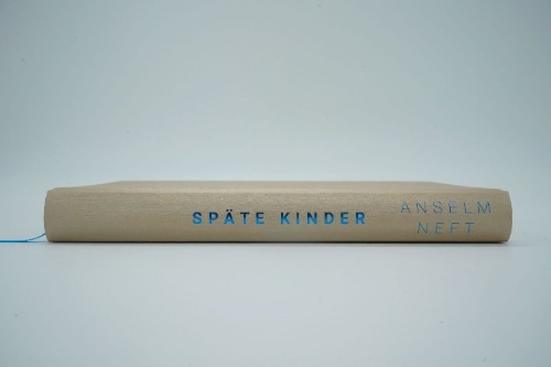 Buchcover und Innenansicht für das Buch: Späte Kinder