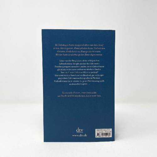 Buchcover und Innenansicht für das Buch: Das Nachtfräuleinspiel