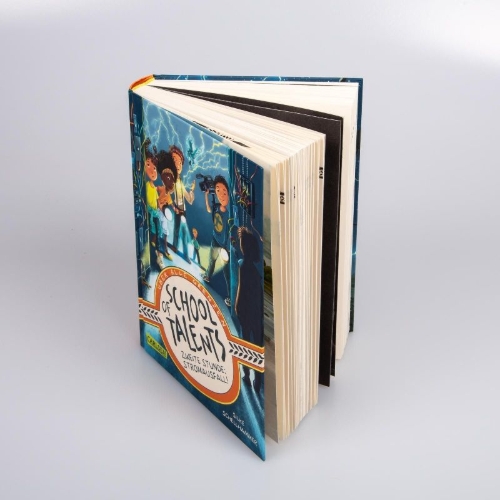 Buchcover und Innenansicht für das Buch: School of Talents 2: Zweite Stunde: Stromausfall!