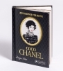 Buchcover und Innenansicht für das Buch: Coco Chanel: Words from a Fashion Icon