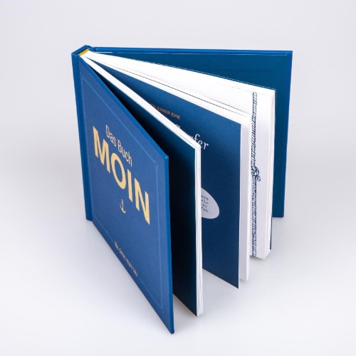Buchcover und Innenansicht für das Buch: Das Buch MOIN - Na denn man tau